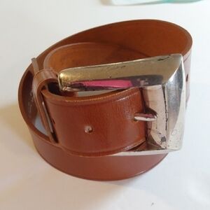 Liz Claiborne Acc.Womens Brown Leather Belt with Silver Large Buckle Sz.S/M